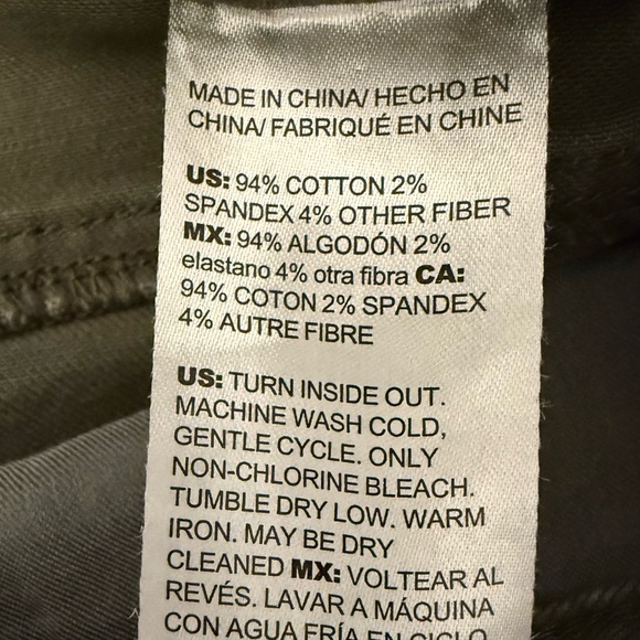 Chico’s Women’s‎ High Rise Straight Cropped Denim Stretchy Army Green Size 8 - Picture 9 of 10